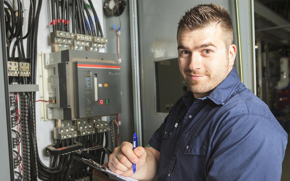 l'électricien Élancourt